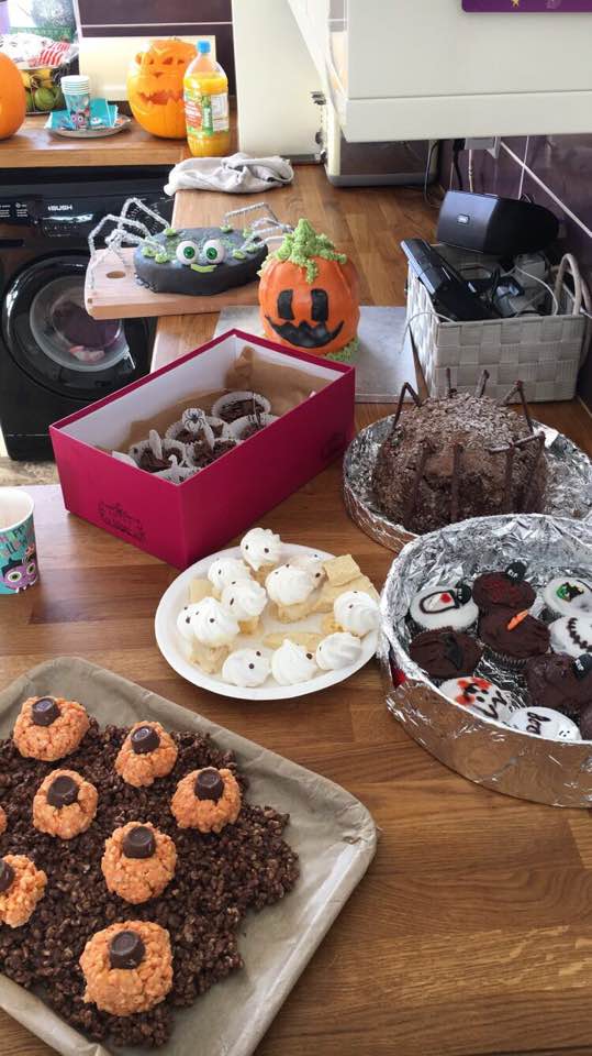 CAKES