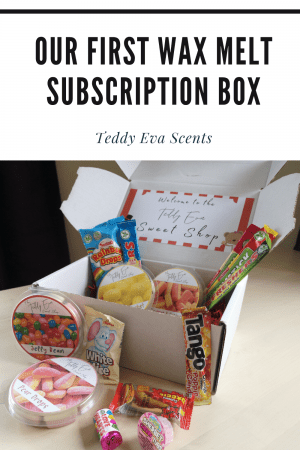 Here's a look at our very first wax melt subscription box! It was based on the idea of visiting a Sweet Shop, hence why there are so many sweets to go along with all the wax melts!