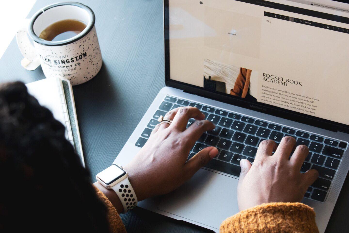 Wix or WordPress for Blogging: Which is Best?