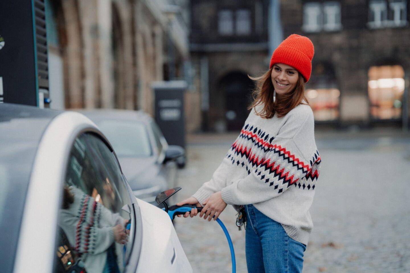 To buy or not to buy an electric car, that is the question. The answer? It depends on who you ask! With a rising number of electric cars entering the market and on the roads, and more people choosing to switch, naturally, it does come with its fair share of doubters.